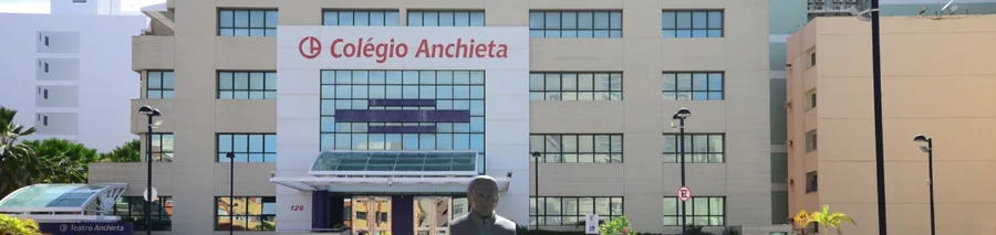 Estudante do Colégio Anchieta em atividade