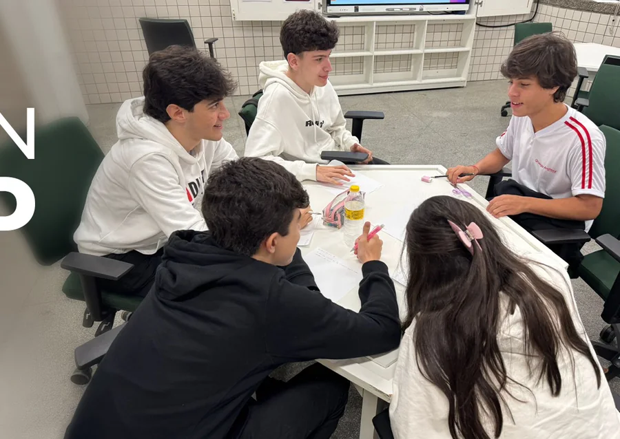 Estudante do Colégio Anchieta ao ar livre